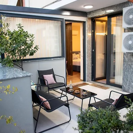 Terra'vista Deluxe * Tirana