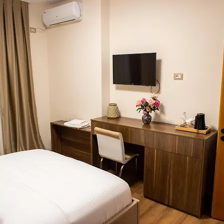 Terra'vista Deluxe * Tirana